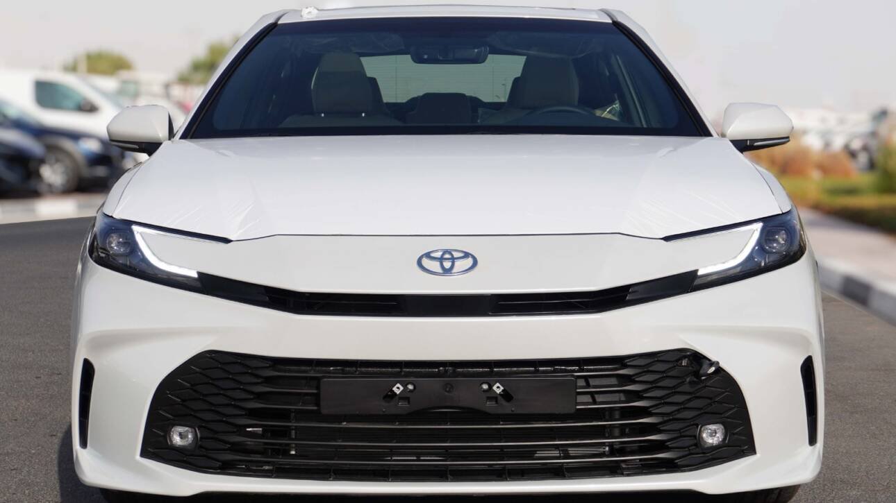 Toyota Camry 2.5L Hybrid 2025